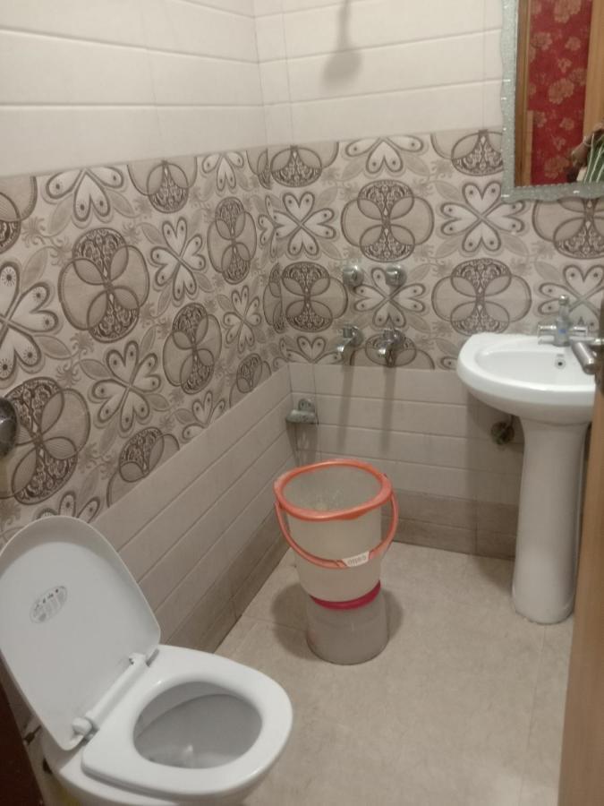 Hotel Robin Inn Амритсар Екстериор снимка