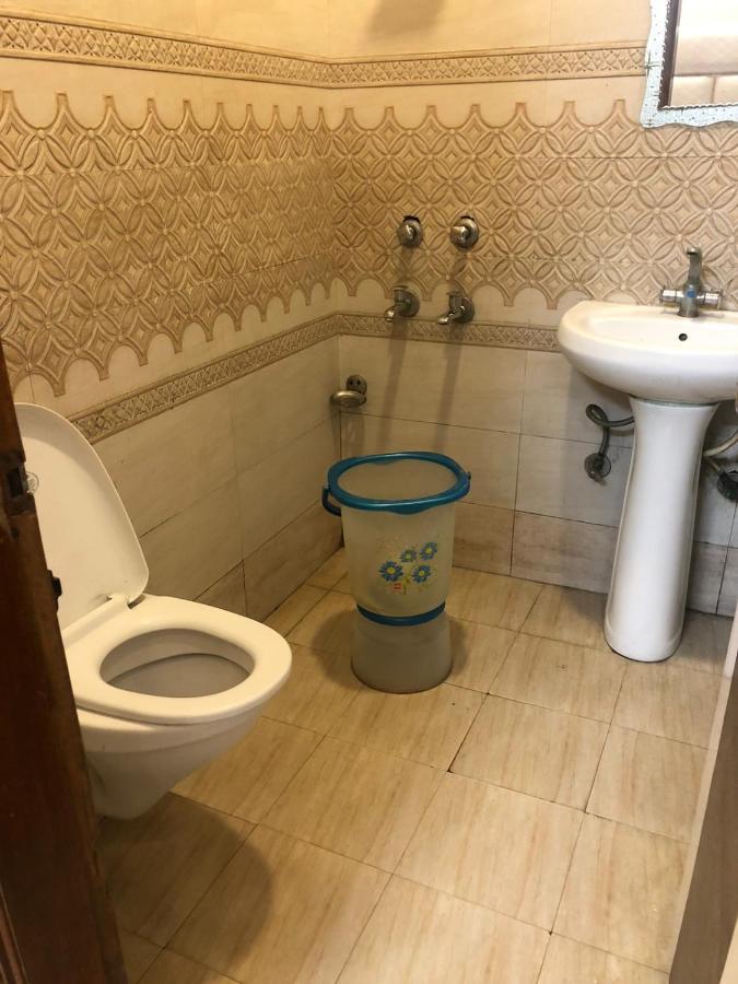 Hotel Robin Inn Амритсар Екстериор снимка